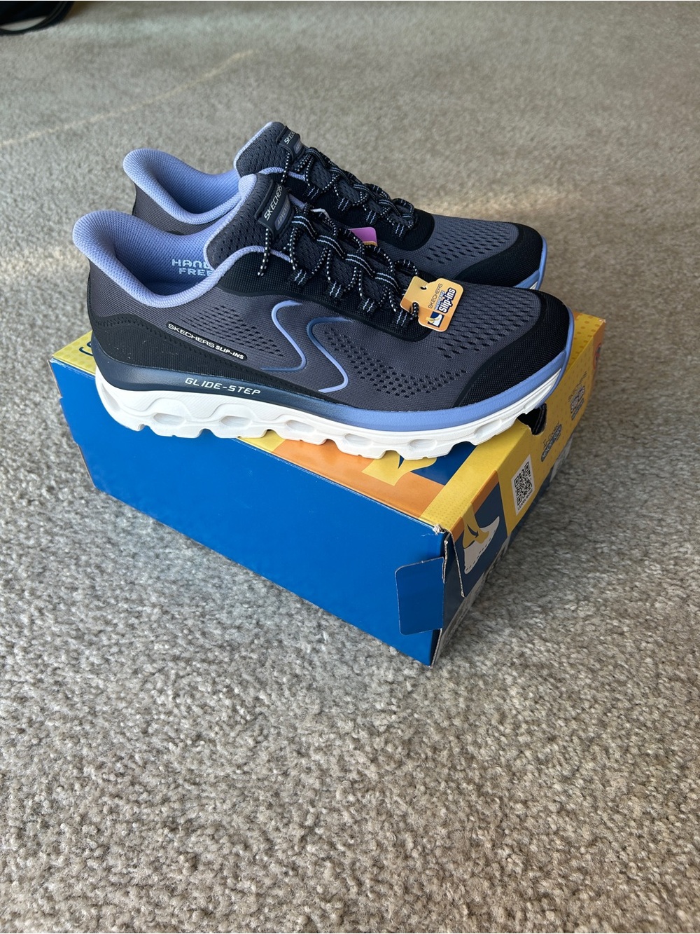 Skechers Hands Free Slip-ins Glide Step, Black/Blue, Women’s 8.5